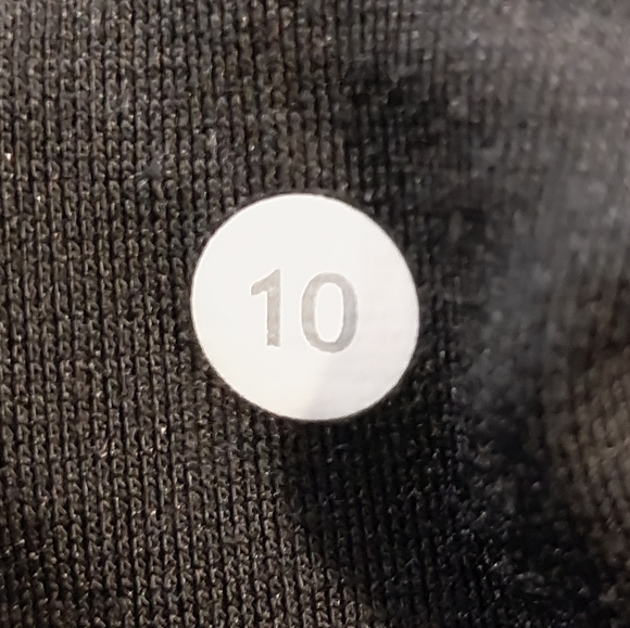 Lululemon Wunder Under Crops Black Size 10 - Picture 3 of 4